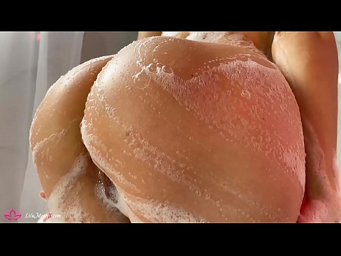 ❤️ Brunetta masturba la figa con il vibratore fino ad un intenso orgasmo sotto la doccia ☑ Video di sessoal it.milf-nut-net.ru ❤️