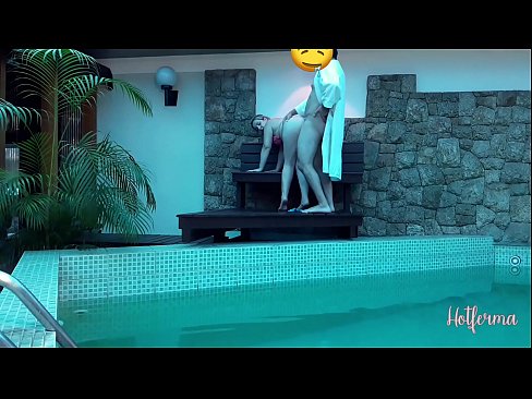 ❤️ Il capo invita la cameriera alla piscina, ma non poteva resistere a un caldo ☑ Video di sessoal it.milf-nut-net.ru ❤️