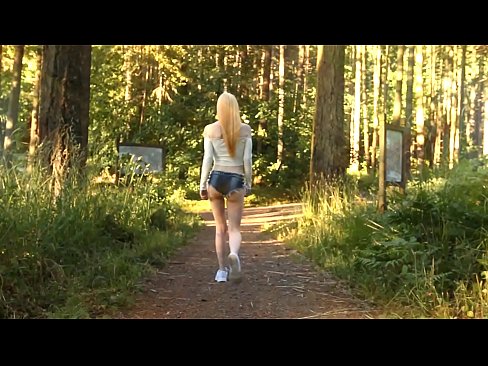❤️ Bella donna si muove lentamente, video non nudo ☑ Video di sessoal it.milf-nut-net.ru ❤️